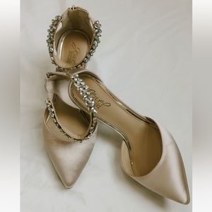 COPY - Badgely Mischka Raleigh Champagne Satin Jewel Pumps; size 8.5